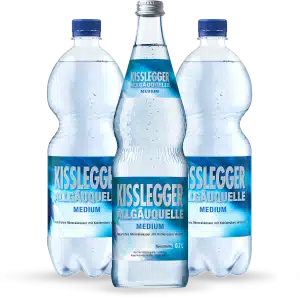 Kisslegger Allgäuquelle Mineralwasser Medium im PET-Gebinde und in der Glasflasche